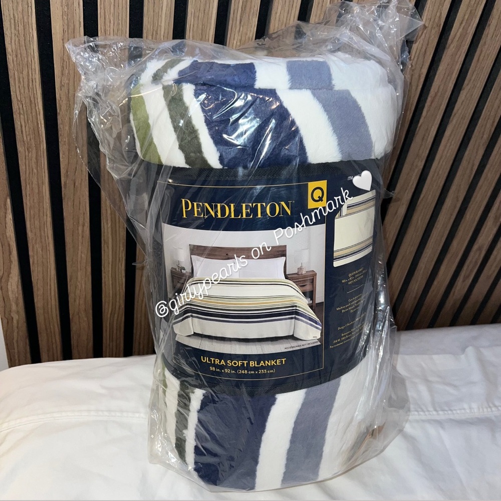 Pendleton Plush Blanket Queen NEW